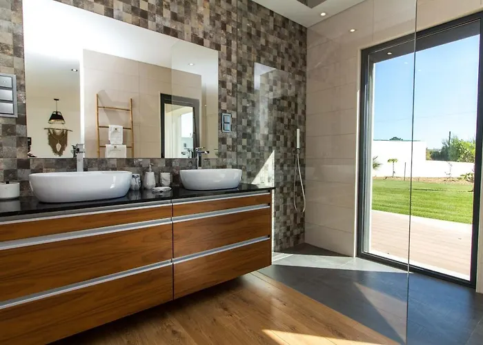 Videira By Dalma Portuguesa - By Dalma Portuguesa *