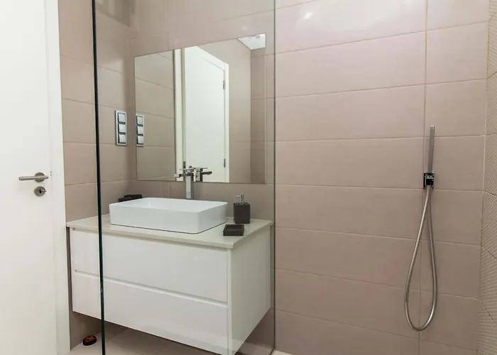 Videira By Dalma Portuguesa - By Dalma Portuguesa فيلة