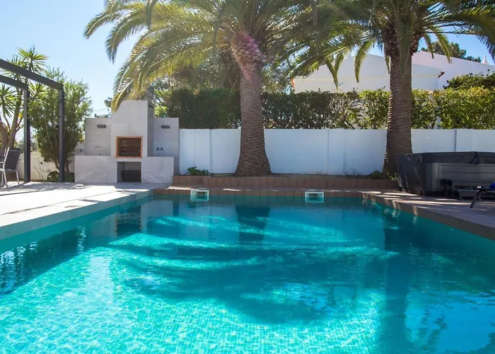 Videira By Dalma Portuguesa - By Dalma Portuguesa فيلة *